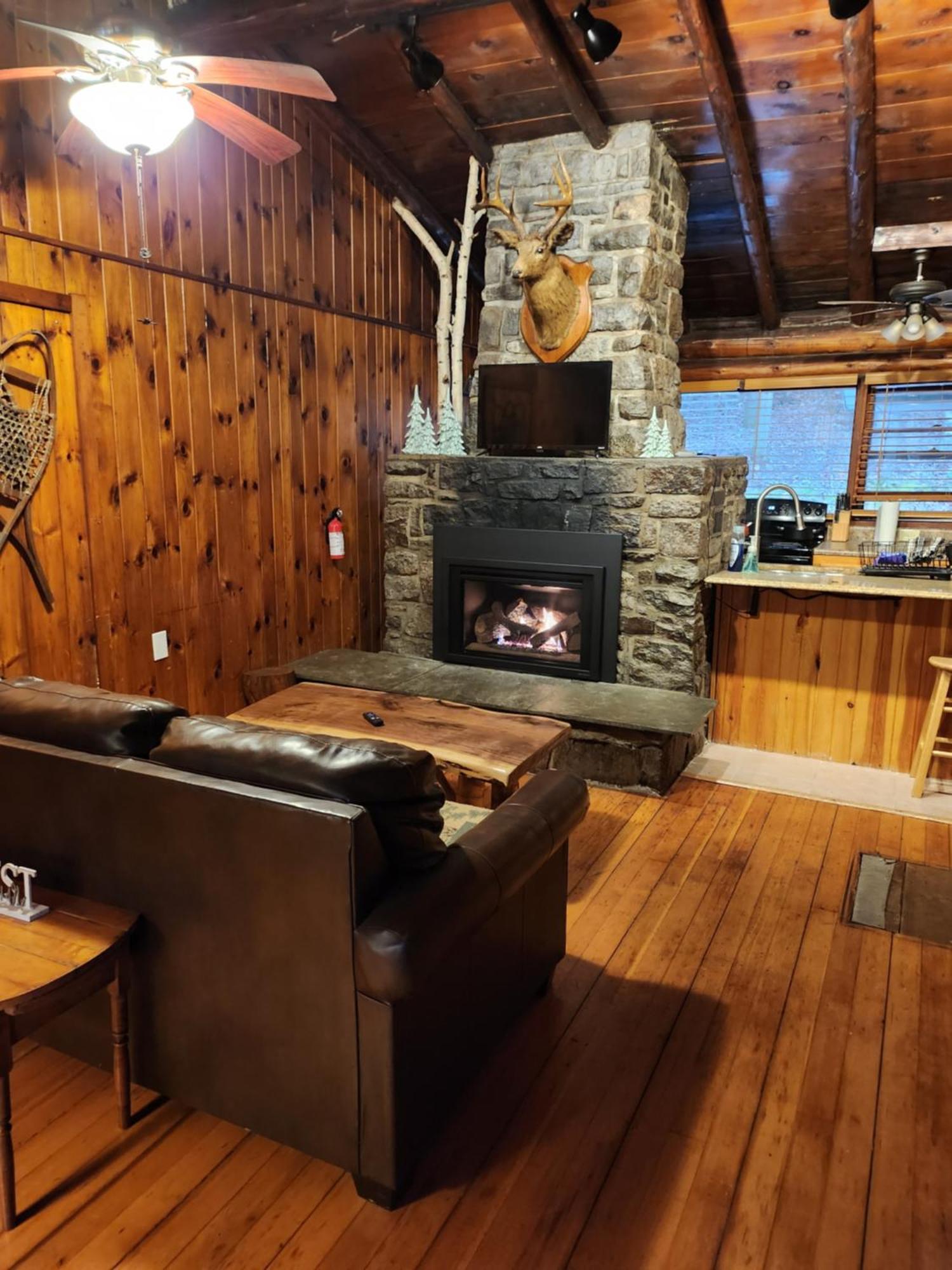 לייק ג'ורג' Adirondack Diamond Point Lodge מראה חיצוני תמונה